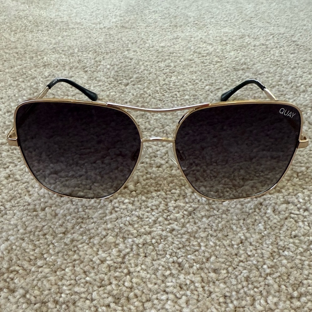 Quay Australia sunglassess style Stop and Stare